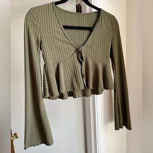 Flare Long sleeve crop top